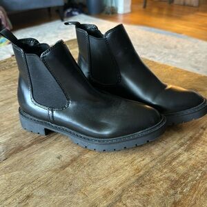 GAP Black ankle boots for girls size 4